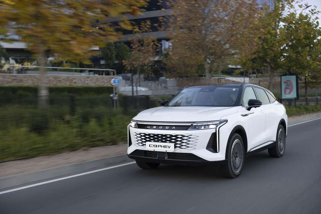 Omoda C9 1.5T AWD PHEV (2026) Review