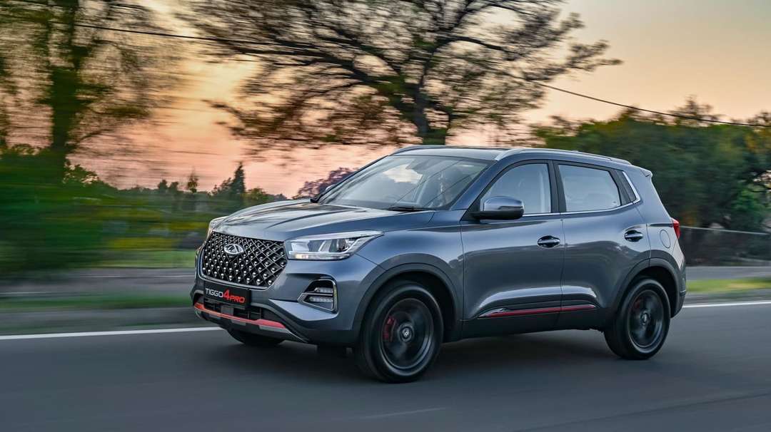 Same Chery Engine, R100k Apart: Omoda C5 or Tiggo 4 Pro?