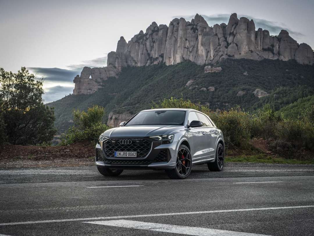 Audi Q8 Performance (2026): The R900k Vanishing Act — Why Used Might Be the Smart Buy