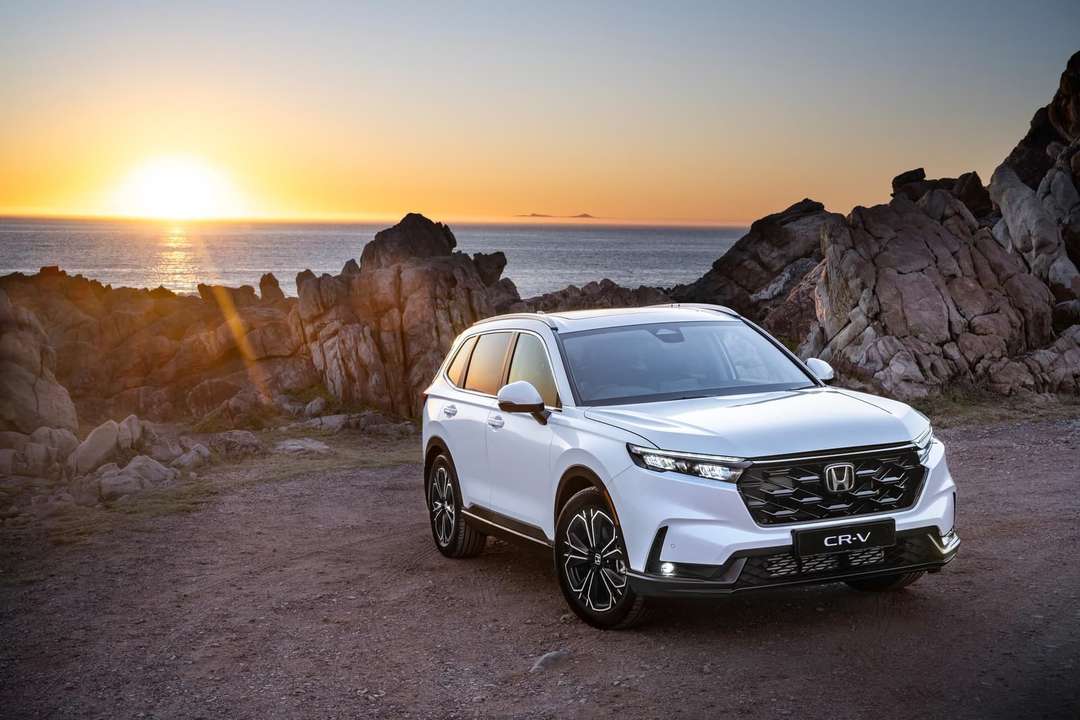 The R1m Honda CR-V Is Missing Its Best Engine — Used Prices Show Why