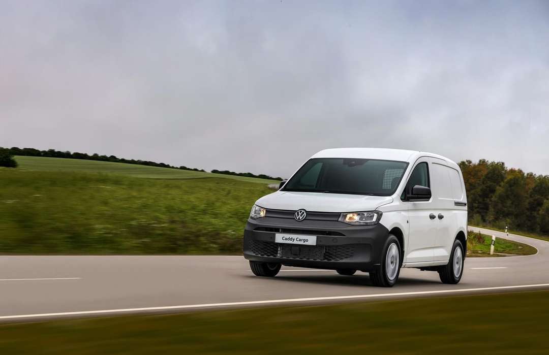 Volkswagen Caddy Cargo 1.6i (81KW) F/C P/V (2022) Review